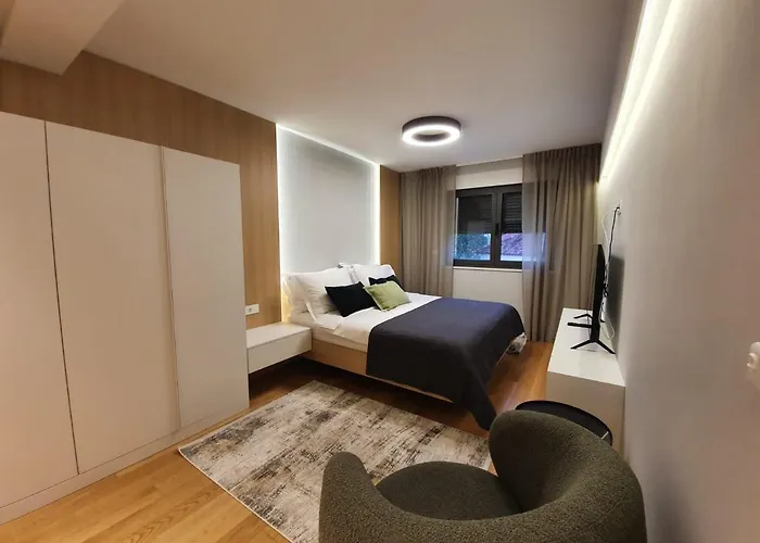 Shell Sky Luxury Penthouse With Private Pool *