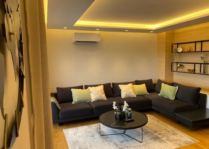 Апартаменты Shell Sky Luxury Penthouse With Private Pool *