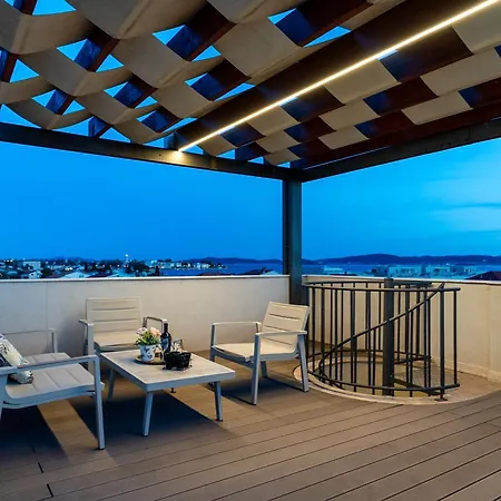 Shell Sky Luxury Penthouse With Private Pool Apartman Zadar