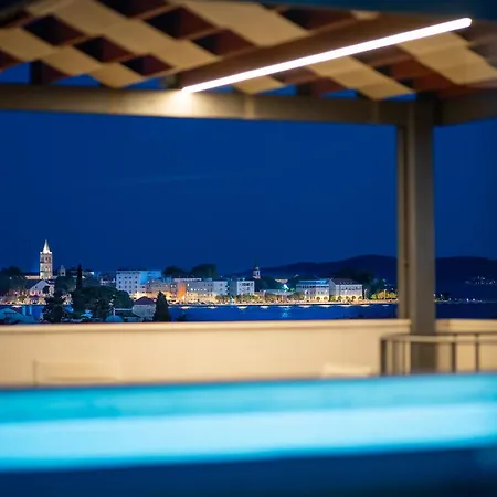 Apartman Shell Sky Luxury Penthouse With Private Pool