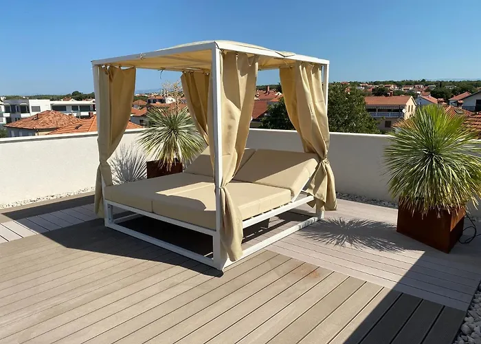 Shell Sky Luxury Penthouse With Private Pool *